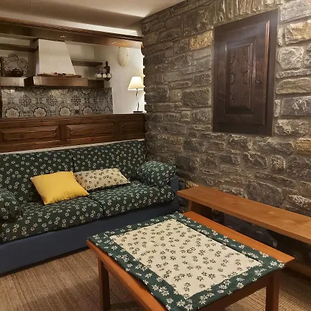La Taverna Ad Uso Turistico - Vda -sarre - Cir- 0073 Apartamento *
