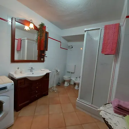 La Taverna Ad Uso Turistico - Vda -sarre - Cir- 0073 * 奥斯塔